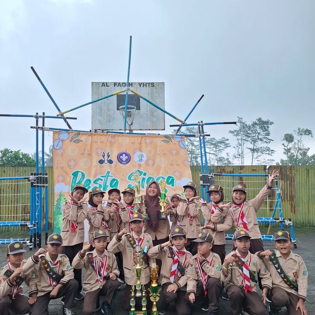 Juara Tergiat 1 Putra Pesta Siaga Kwartir Ranting Moga - Gambar 2